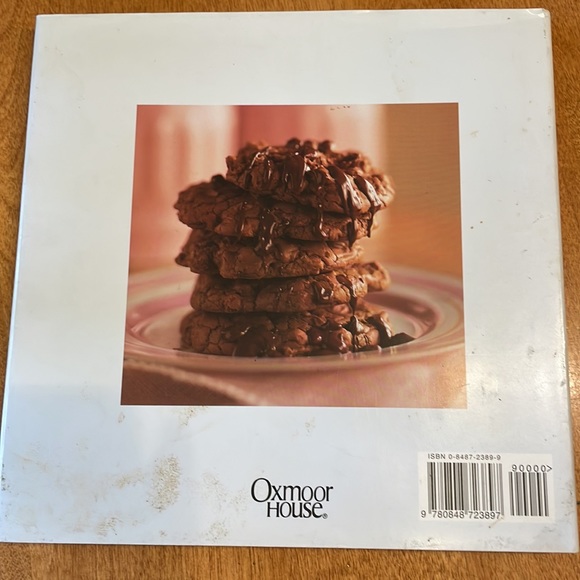 BNWT southern, living, incredible cookie, hard cover book - Picture 2 of 4